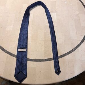 Michael Kors Deep Blue 100% silk Textured Tie